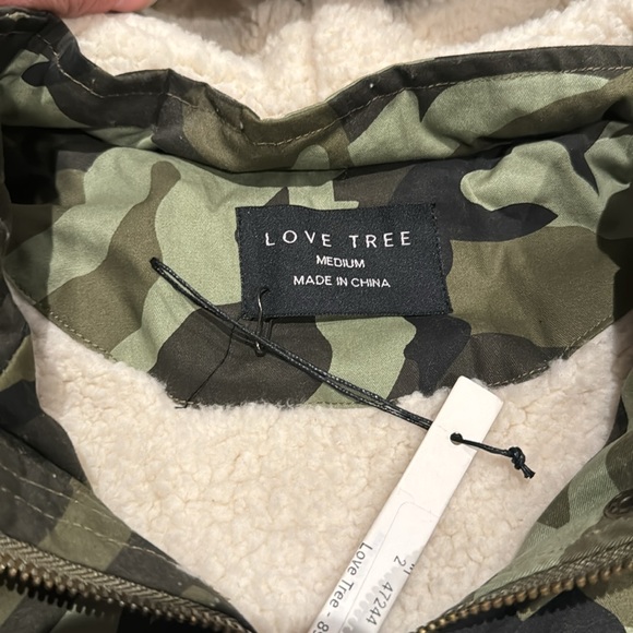**NWT** Love Tree Hooded Vest - Picture 6 of 9